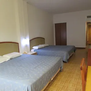 Hotel Supreme Singapore